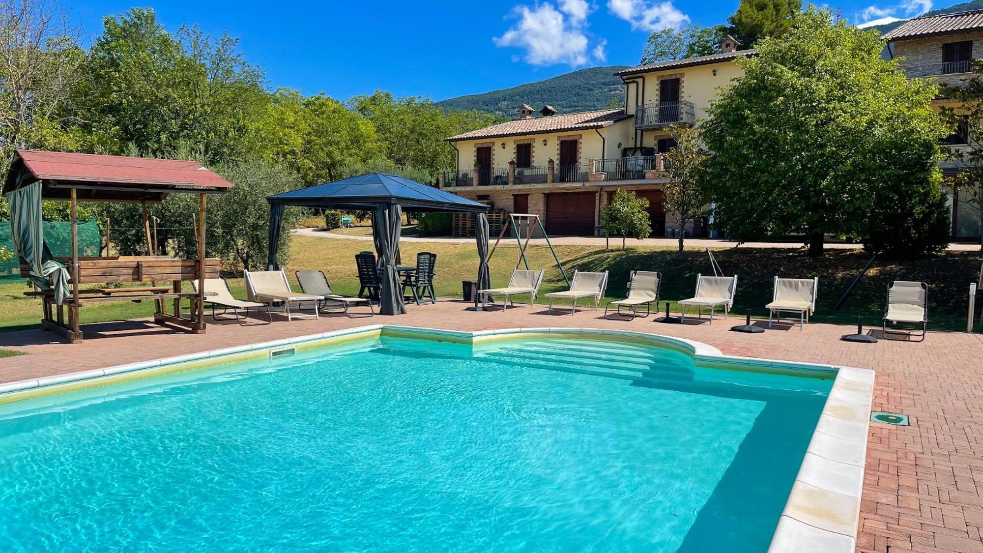 La Sorgente Del Subasio Apartments Assisi Bagian luar foto